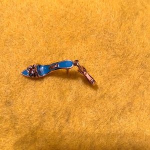 Juicy couture peel toe heel